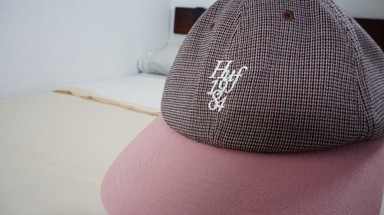 Gorra HUF estampado cuadros