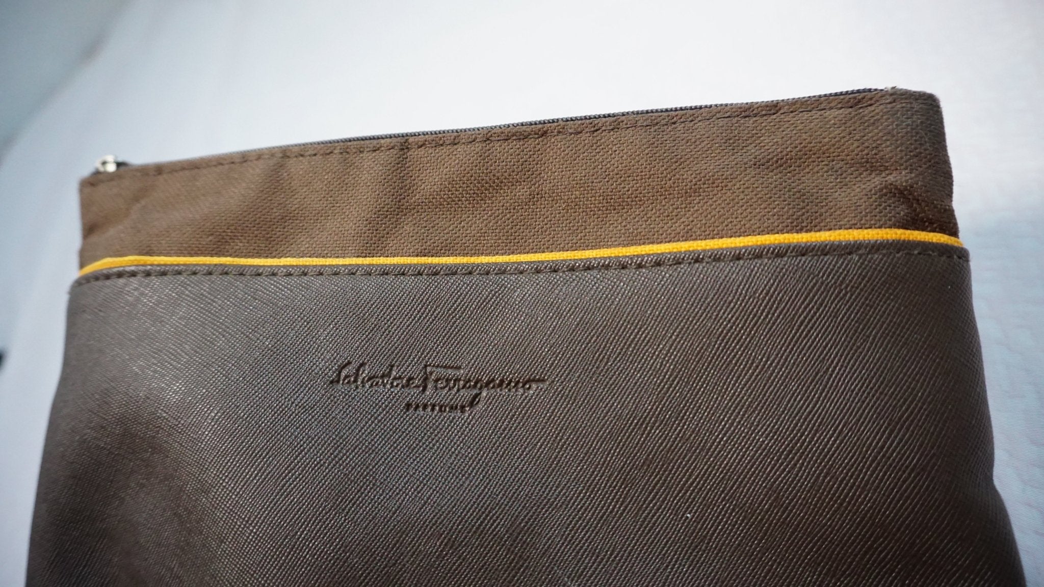 Neceser estuche Salvatore Ferragamo - CONEJO BLANCO VINTAGE